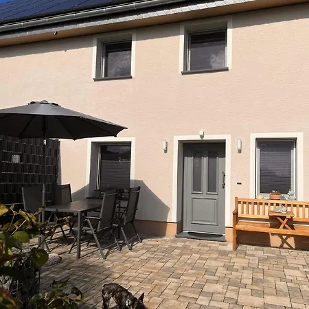 In Mit Terrasse, Grill Und Garten * Habscheid